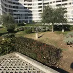 Sea View Apartment Private Parking Near Beach