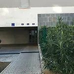 公寓 Sea View Apartment Private Parking Near Beach