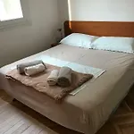 Sea View Apartment Private Parking Near Beach 公寓
