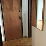 Sea View Apartment Private Parking Near Beach Split