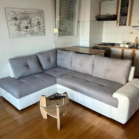 Urban Sonya Διαμέρισμα