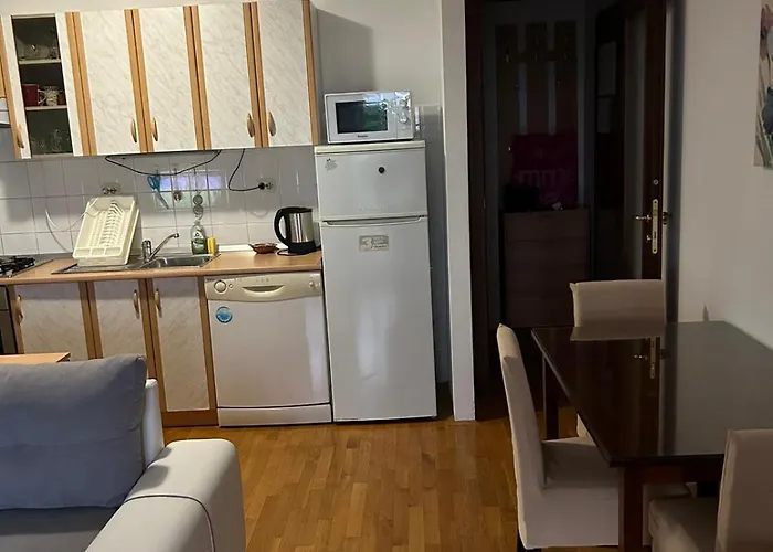 Urban Sonya Apartman *