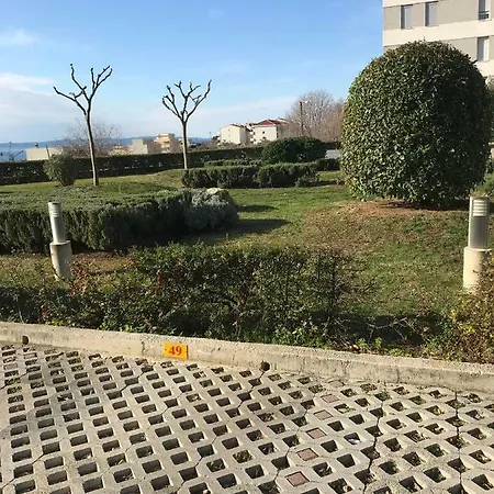 Sea View Private Parking Near Split